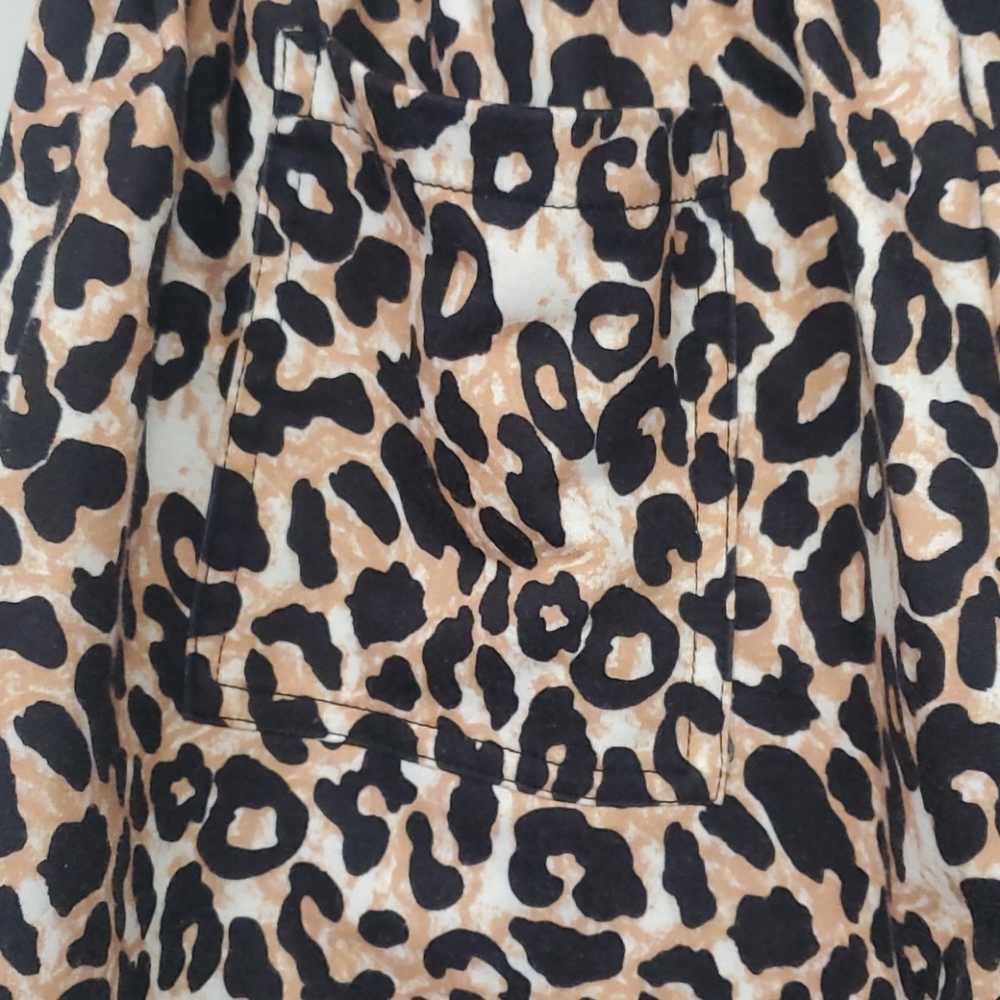 Cheetah Pattern Shorts - image 4